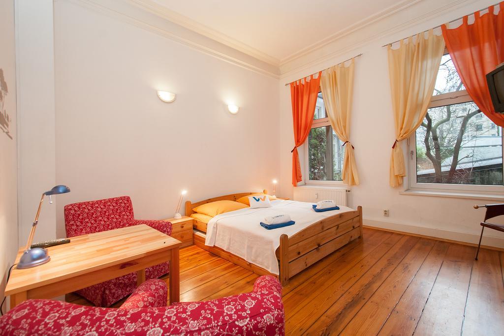 Gaestezimmer Am Hansaplatz Hambourg Extérieur photo