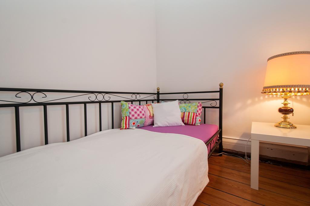 Gaestezimmer Am Hansaplatz Hambourg Extérieur photo